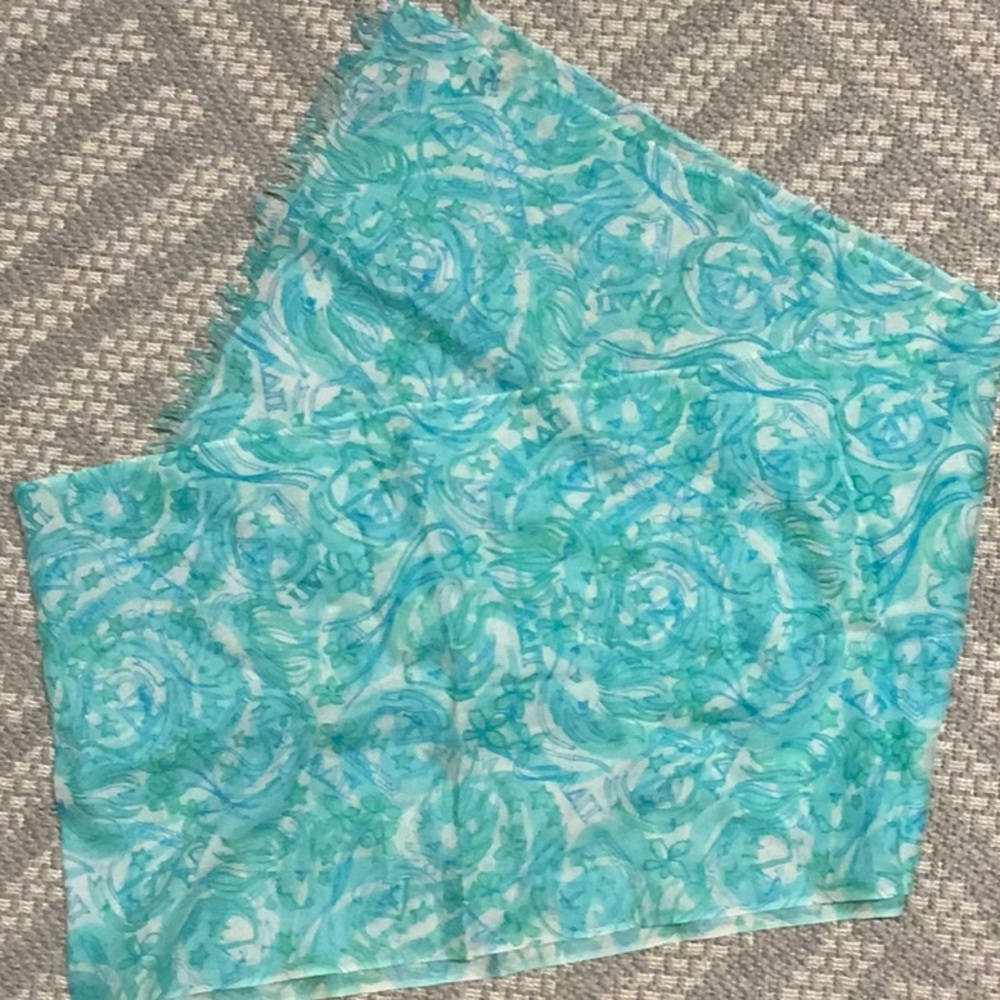 Women’s Lilly Pulitzer Scarf - Picture 2 of 7